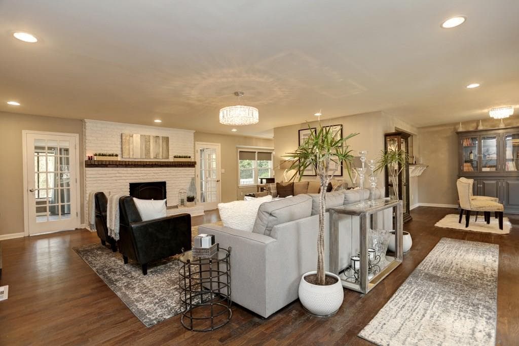 4 bedroom, 1,956 sq ft single family residence sold at 2782 Joel Place, Atlanta, GA 30360