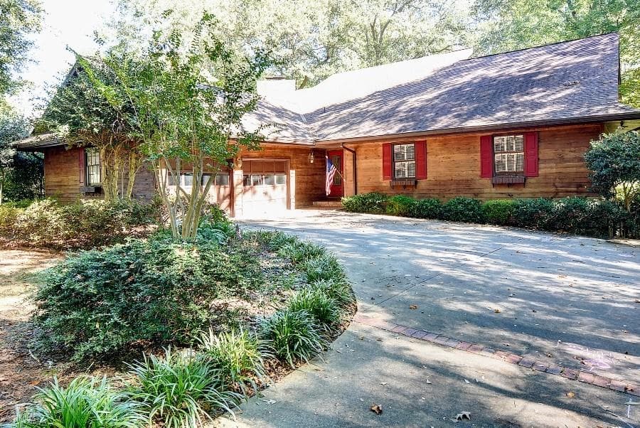 4537 Ridgegate Drive, Peachtree Corners, GA 30097 — most recent listing photo