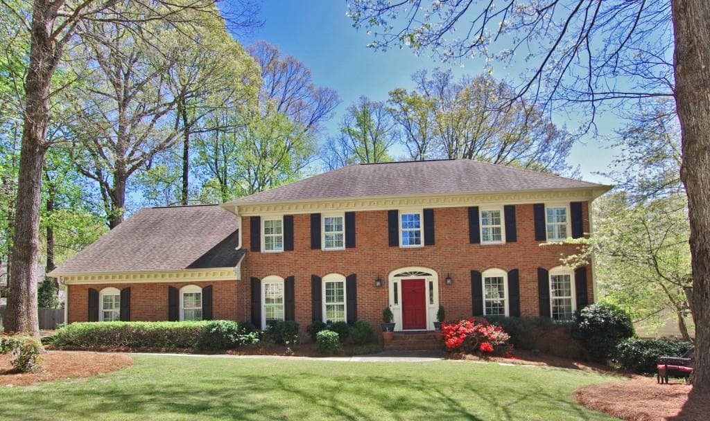 4 bedroom, 3,932 sq ft single family residence sold at 4948 Buckline Crossing, Atlanta, GA 30338