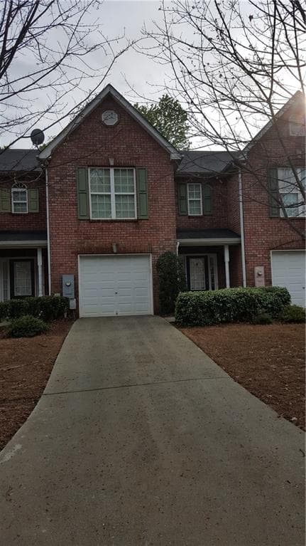 3 bedroom, 1,648 sq ft townhouse sold at 30 Fern Crest Drive, Lawrenceville, GA 30046