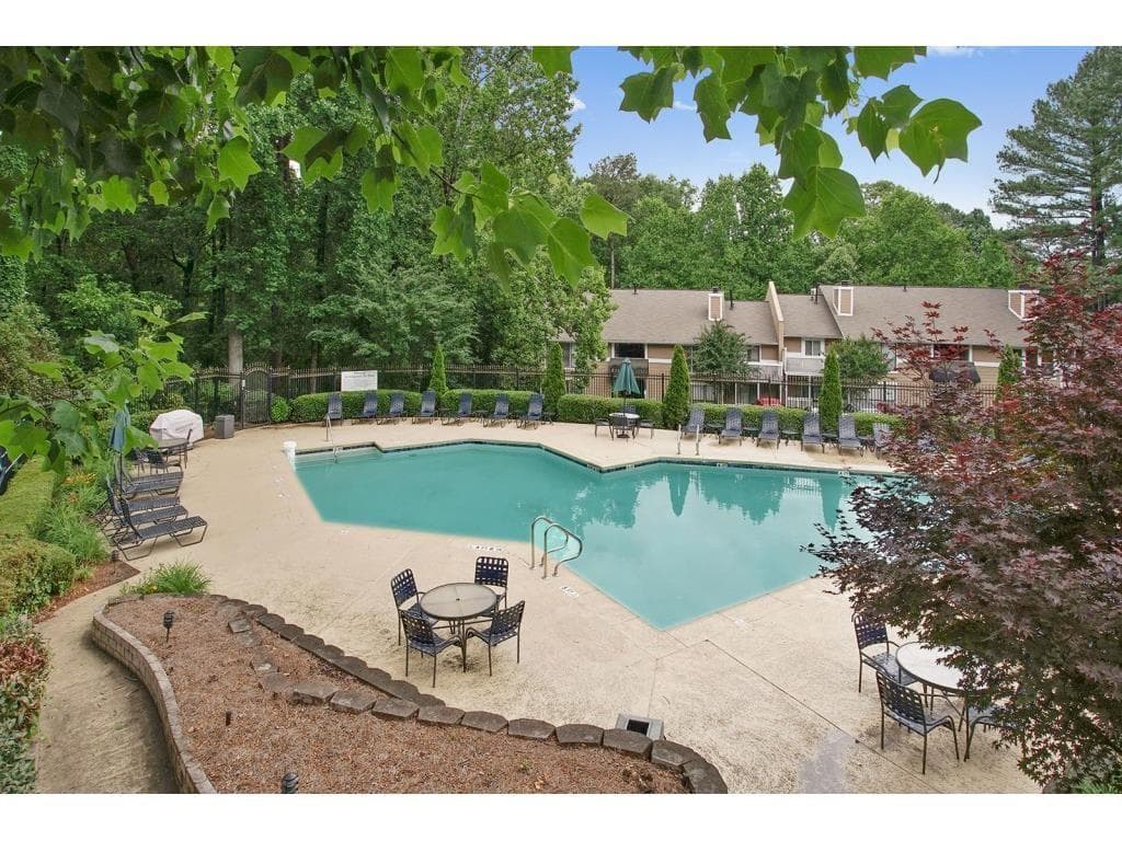 1 bedroom, 998 sq ft condominium sold at 1206 Summit North Drive 1206, Atlanta, GA 30324