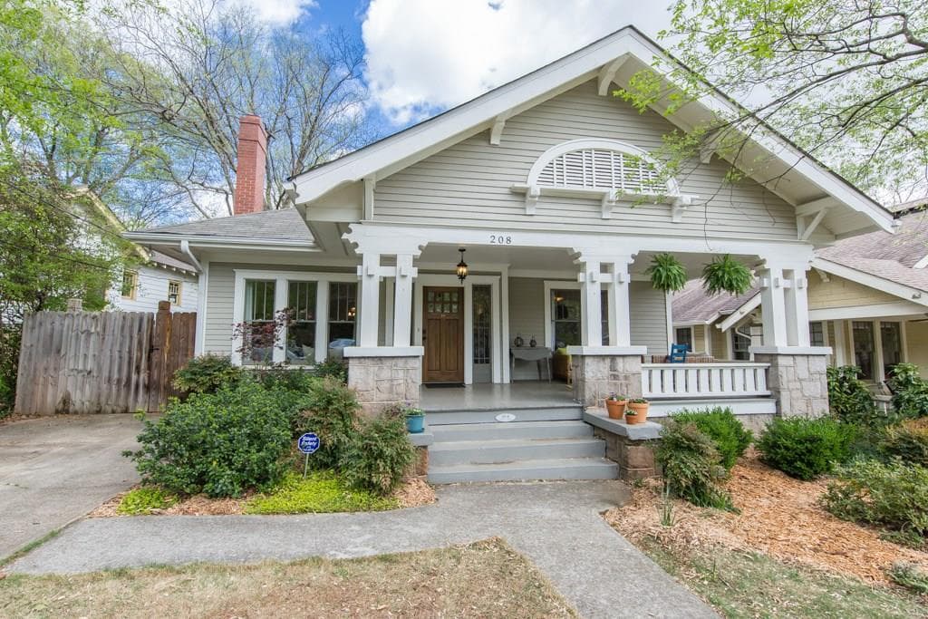 5 bedroom, 3,026 sq ft single family residence sold at 208 Kings Highway, Decatur, GA 30030