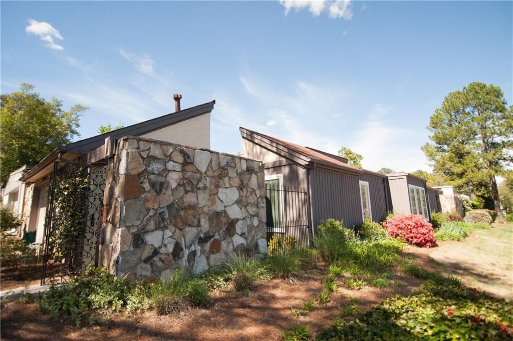 19 Spoon Court, Alpharetta, GA 30022 — most recent listing photo