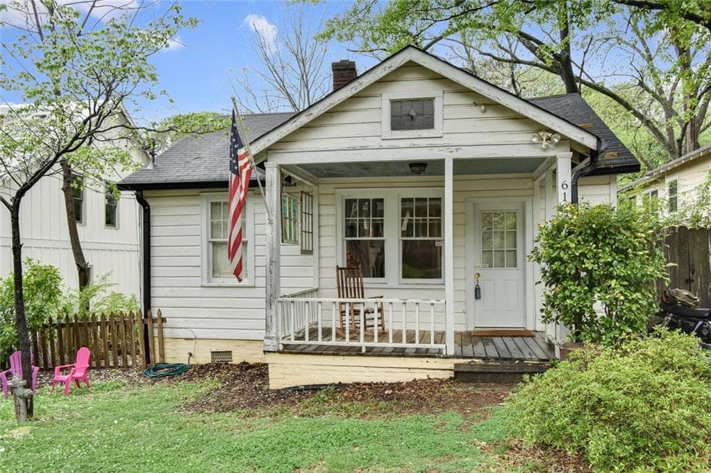 3 bedroom, 1,456 sq ft single family residence sold at 613 Glenwood Place, Atlanta, GA 30316