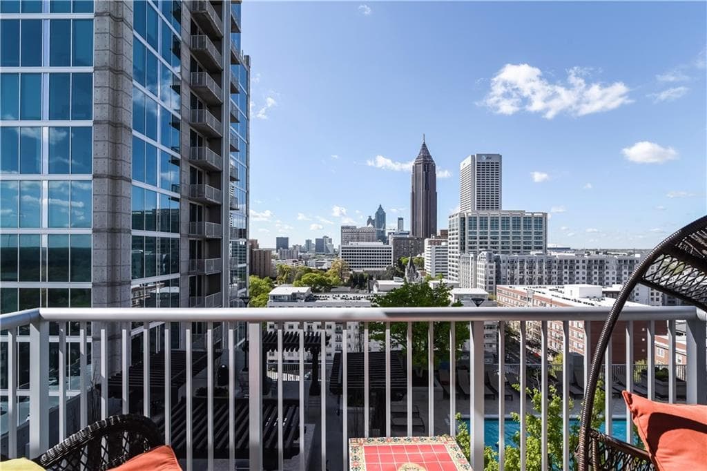 1 bedroom, 838 sq ft condominium sold at 855 Peachtree Street 1311, Atlanta, GA 30308
