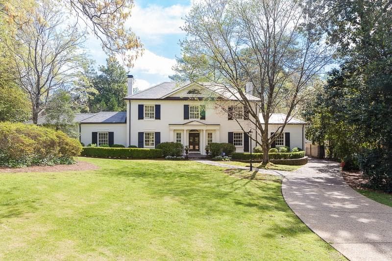 4 bedroom single family residence sold at 3105 W Pine Valley Road, Atlanta, GA 30305