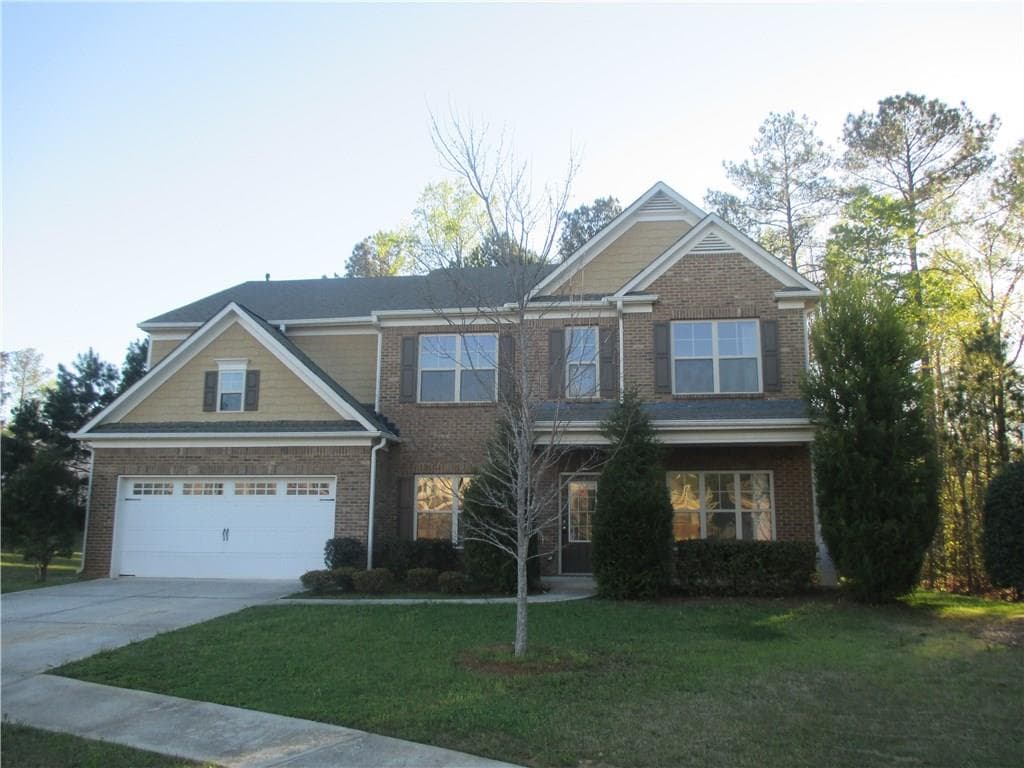 5 bedroom, 3,740 sq ft single family residence sold at 515 Lakeside View, Fairburn, GA 30213