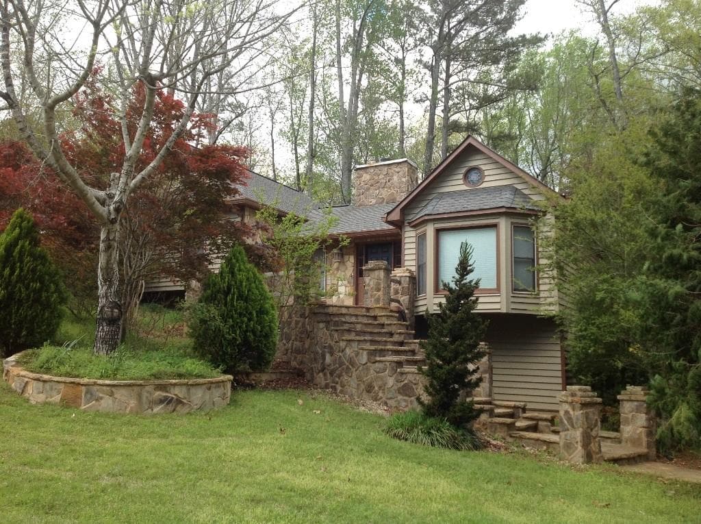2189 Chartwell Drive, Marietta, GA 30066 — most recent listing photo