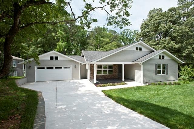 700 Sunnybrook Drive, Decatur, GA 30033 — most recent listing photo