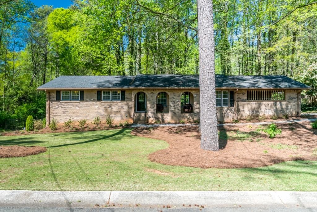 3964 Plumcrest Circle, Smyrna, GA 30082 — most recent listing photo