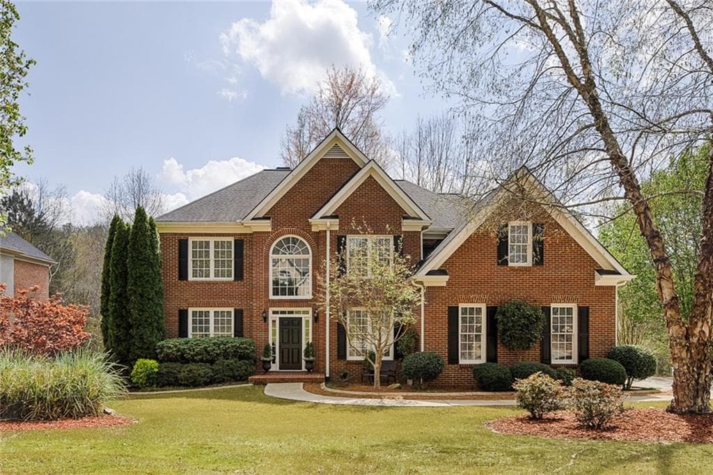 2080 Bluffton Way, Roswell, GA 30075 — most recent listing photo
