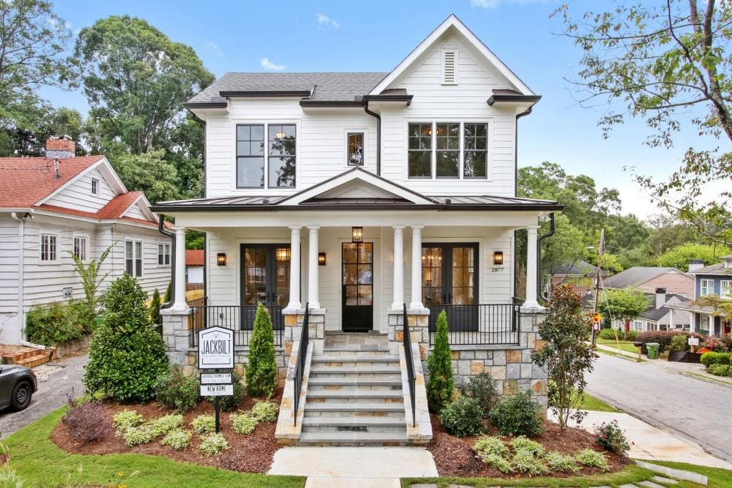 5 bedroom single family residence sold at 2877 N Fulton Drive, Atlanta, GA 30305