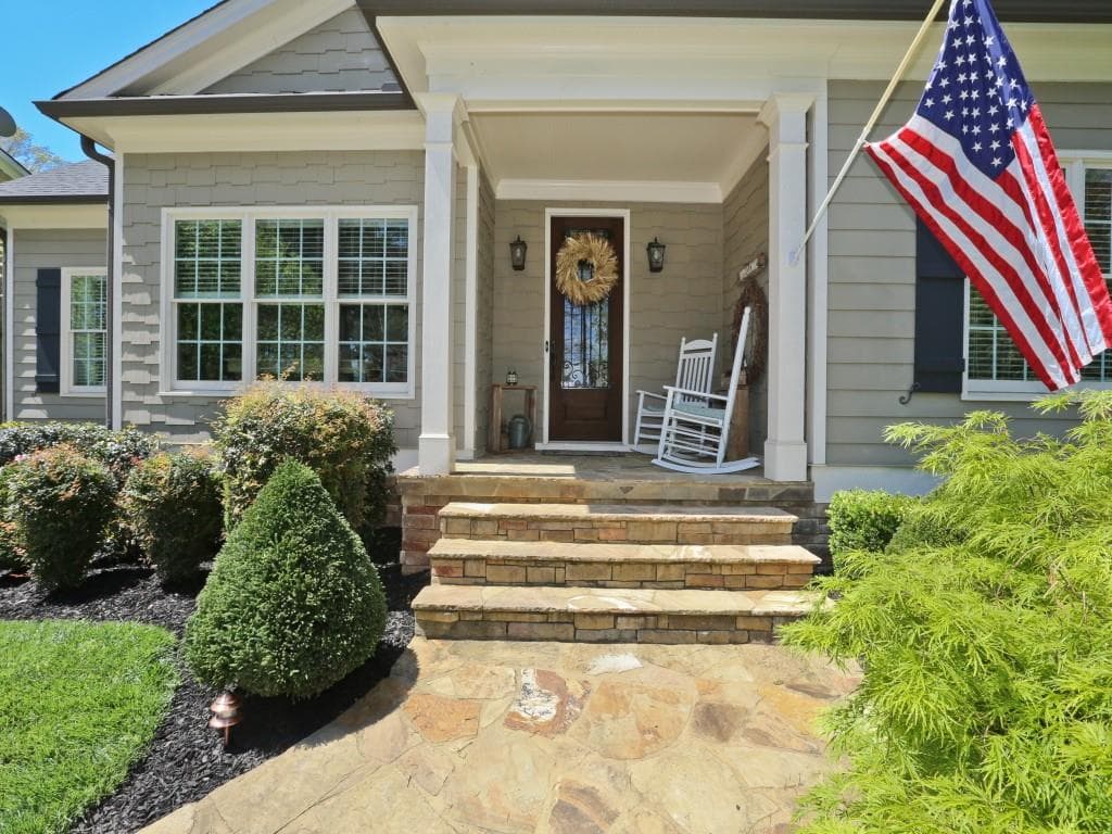 3 bedroom single family residence sold at 2514 Thompson Road, Brookhaven, GA 30319