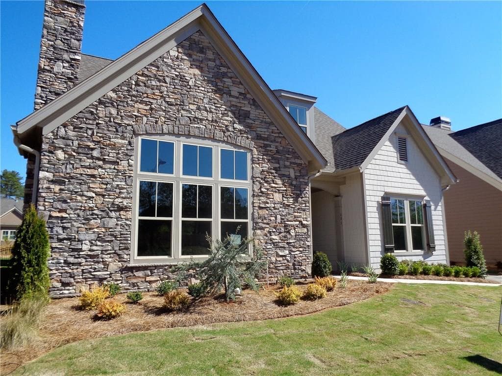 4 bedroom, 2,856 sq ft single family residence sold at 171 Foxtail Road, Woodstock, GA 30188