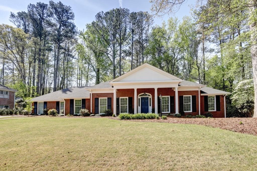 4 bedroom, 3,944 sq ft single family residence sold at 295 Riverhill Drive, Atlanta, GA 30328