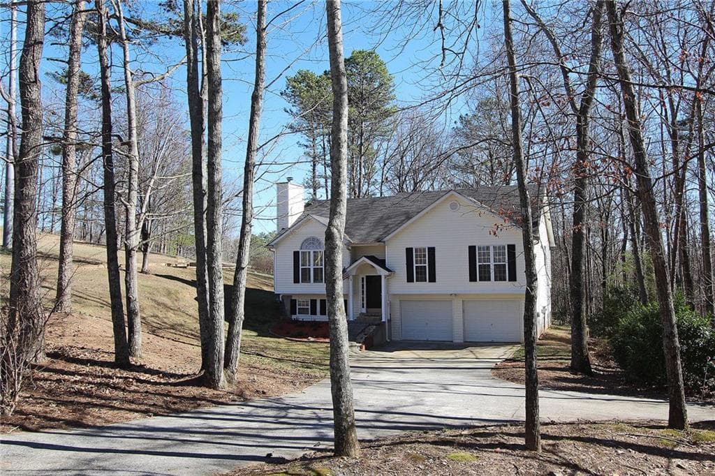 4 bedroom, 1,818 sq ft single family residence sold at 2180 Ridge Road, Canton, GA 30114