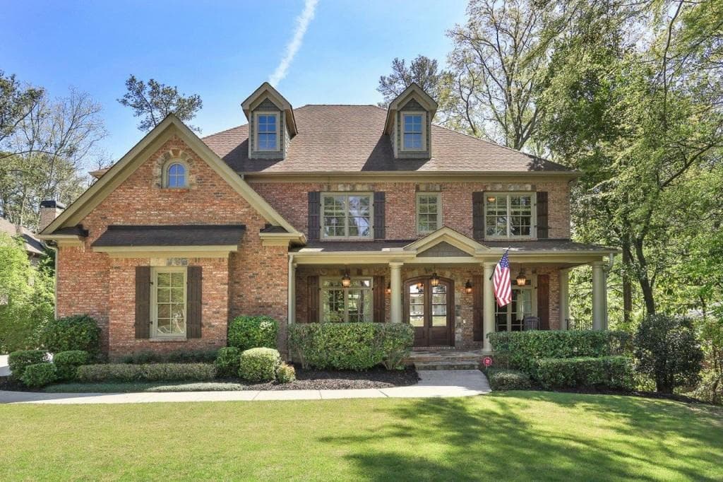 6 bedroom, 5,165 sq ft single family residence sold at 139 Interlochen Drive, Atlanta, GA 30342