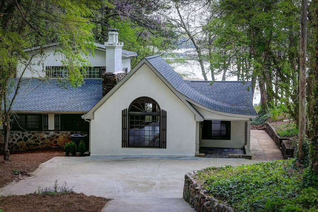 2335 Lakeside Trail, Cumming, GA 30041 — most recent listing photo