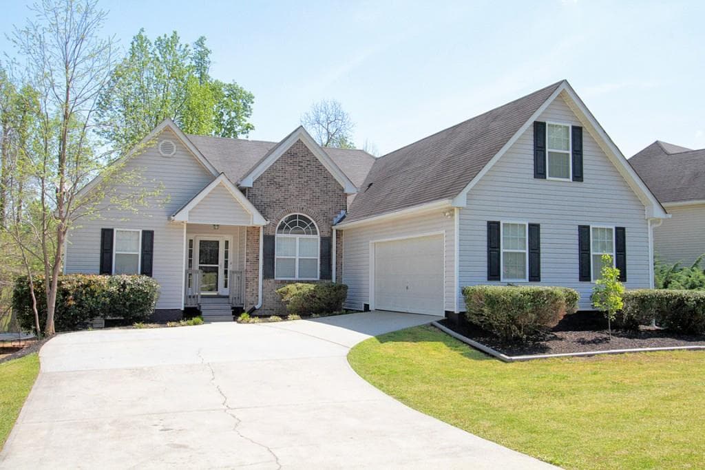 3682 Kilt Lane, Snellville, GA 30039 — most recent listing photo