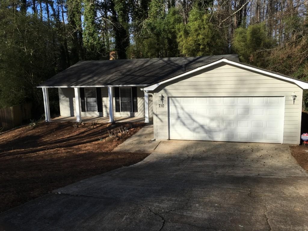 710 Creekwood Crossing, Roswell, GA 30076 — most recent listing photo