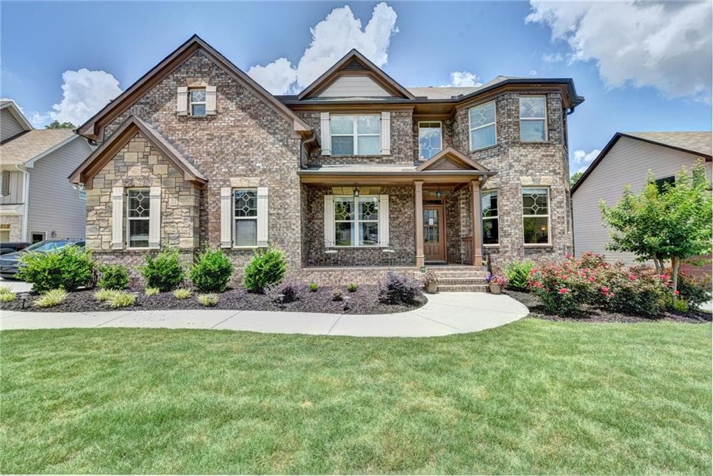 5 bedroom, 3,408 sq ft single family residence sold at 739 Grand Ivey Court, Dacula, GA 30019