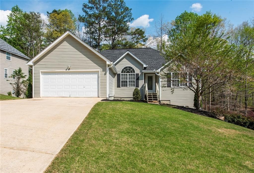 3135 Lower Creek Drive, Douglasville, GA 30135 — most recent listing photo