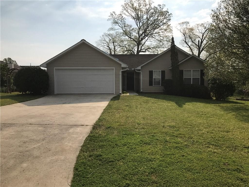 101 Silverthorn Drive, Cedartown, GA 30125 — most recent listing photo