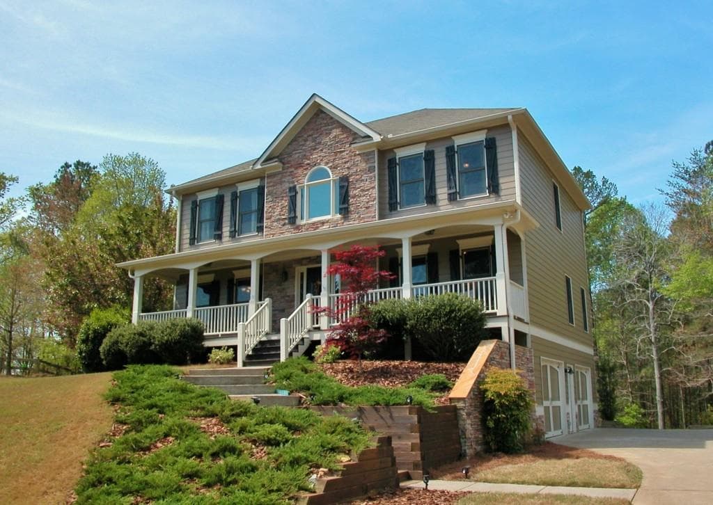 4 bedroom, 2,257 sq ft single family residence sold at 126 Brookwood Trail, Waleska, GA 30183