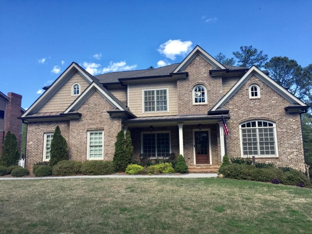 5 bedroom, 4,005 sq ft single family residence sold at 4899 Springfield Drive, Dunwoody, GA 30338