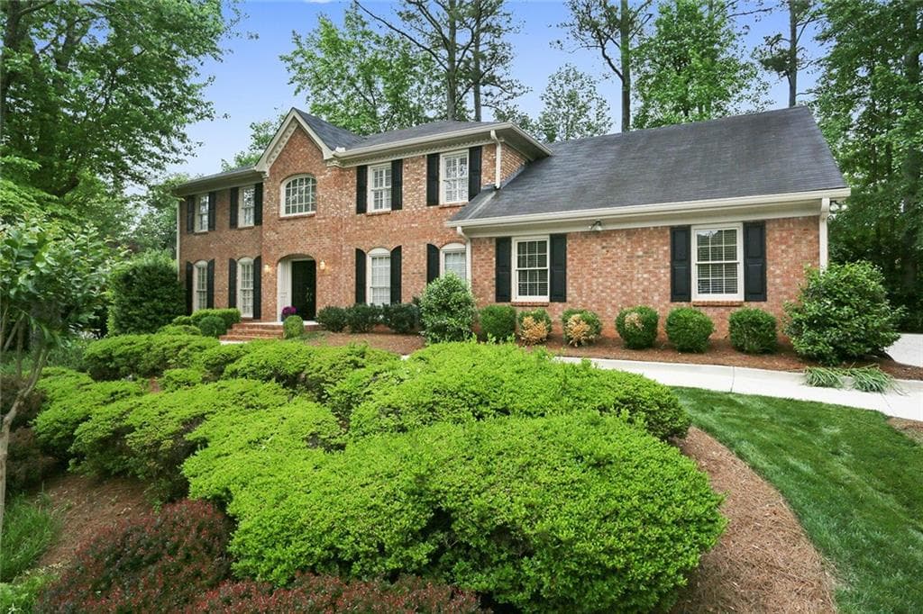 5273 Redfield Road, Dunwoody, GA 30338 — most recent listing photo
