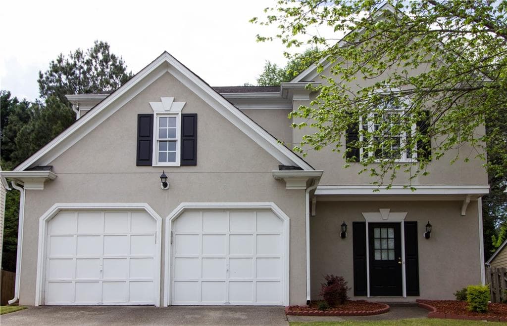 3 bedroom, 2,008 sq ft single family residence sold at 5015 Pattingham Drive, Roswell, GA 30075