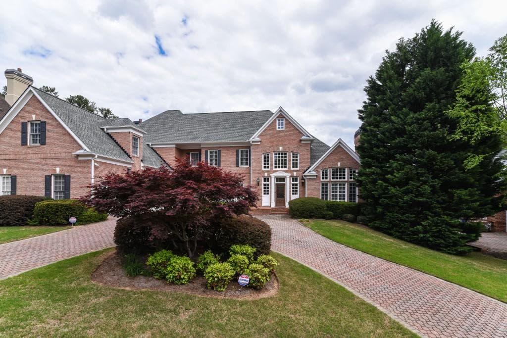 3282 Yorktown Drive, Roswell, GA 30075 — most recent listing photo
