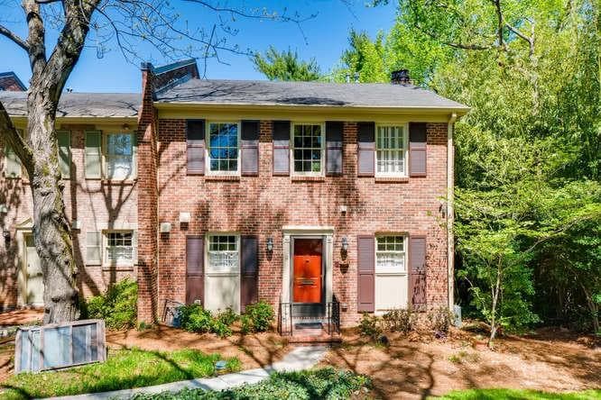 2 bedroom, 1,450 sq ft townhouse sold at 3050 Margaret Mitchell Drive 15, Atlanta, GA 30327