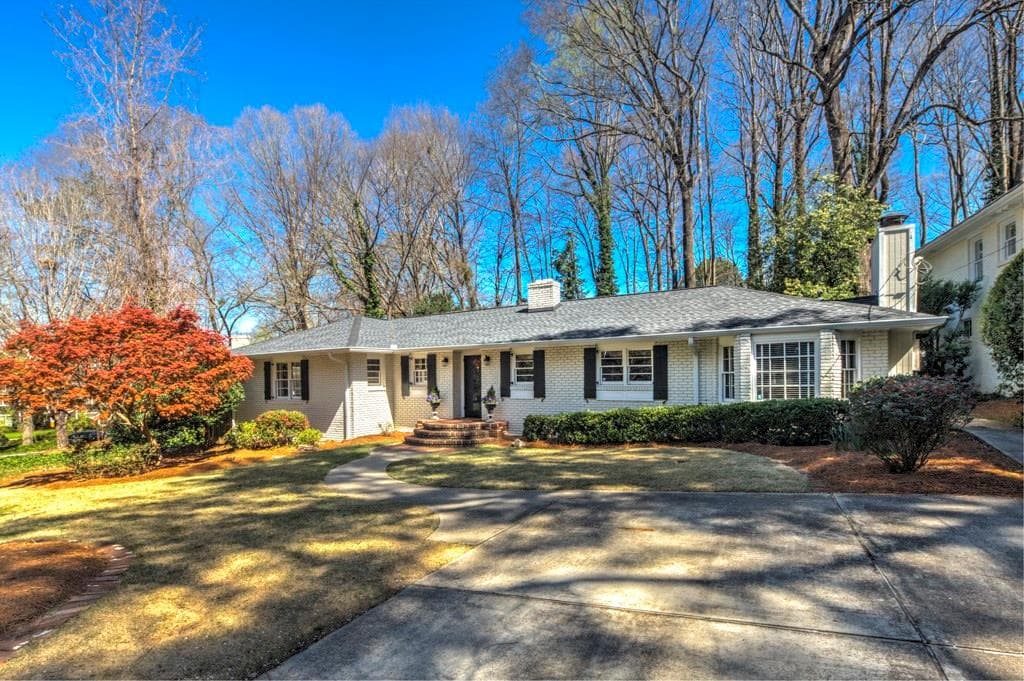 3 bedroom, 2,139 sq ft single family residence sold at 961 Dean Drive, Atlanta, GA 30318
