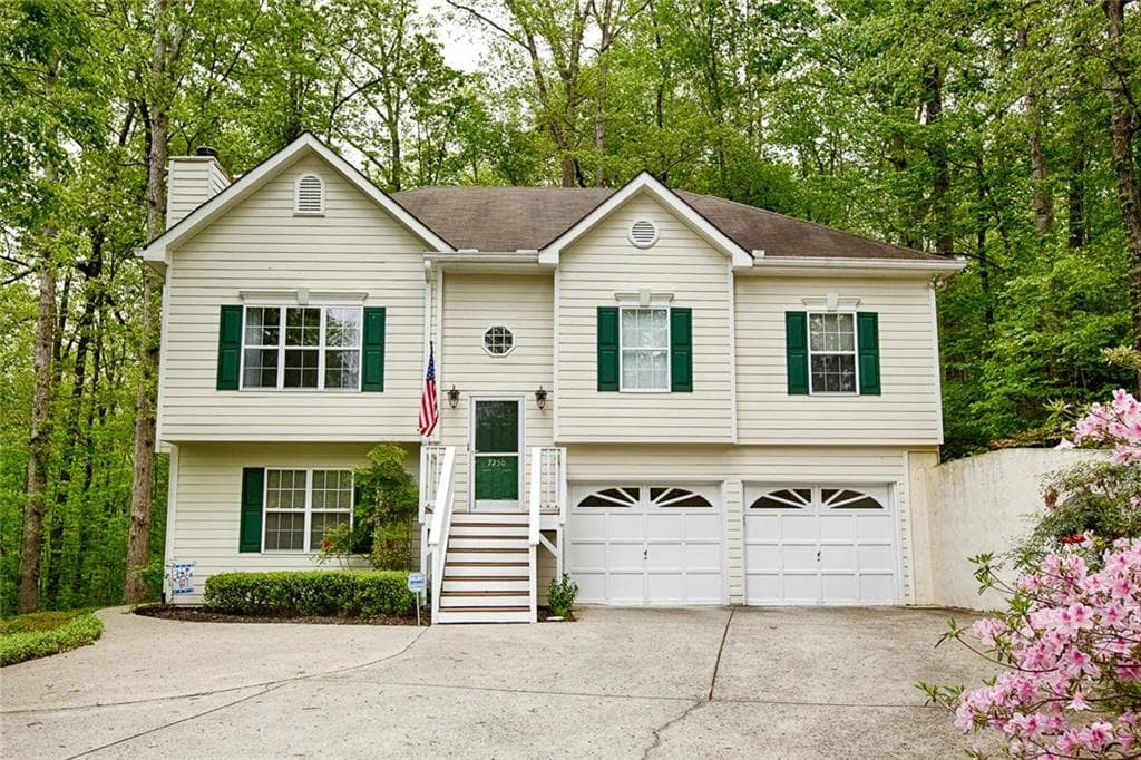 4 bedroom, 2,052 sq ft single family residence sold at 7250 Highbrook Circle, Cumming, GA 30041