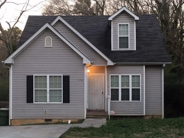3 bedroom single family residence sold at 939 N Grand Avenue, Atlanta, GA 30318