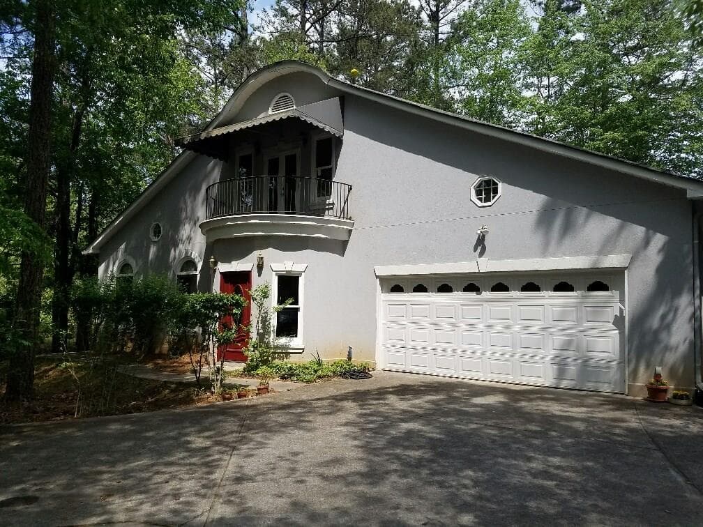 3 bedroom, 3,340 sq ft single family residence sold at 2020 Eves Road, Roswell, GA 30076