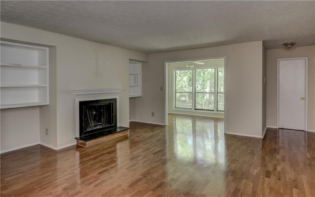 1 bedroom, 998 sq ft condominium sold at 1117 Summit North Drive 1117, Atlanta, GA 30324