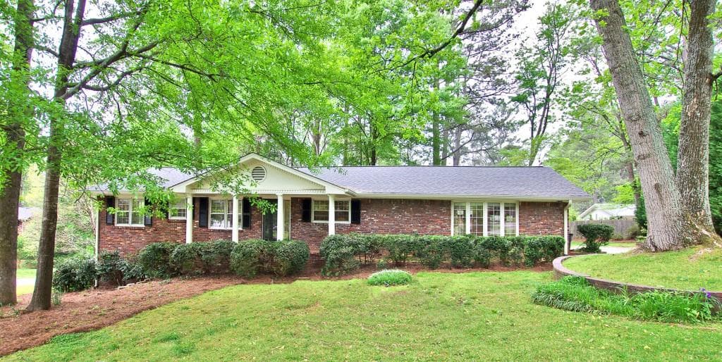 4 bedroom, 1,884 sq ft single family residence sold at 2557 Raintree Court, Atlanta, GA 30345