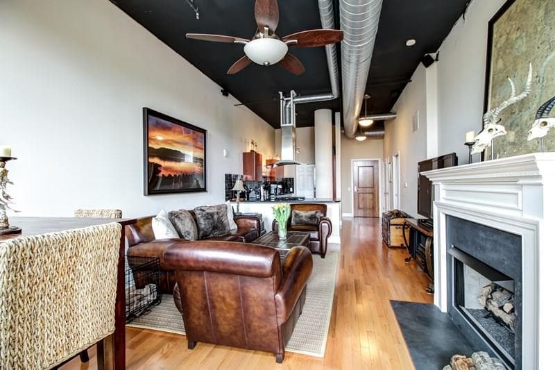 1 bedroom, 964 sq ft condominium sold at 3820 Roswell Road 214, Atlanta, GA 30342