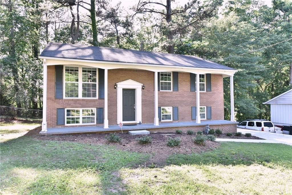 2474 Spring Drive, Smyrna, GA 30080 — most recent listing photo