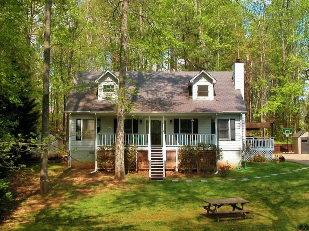 4284 Friar Tuck Lane, Buford, GA 30519 — most recent listing photo