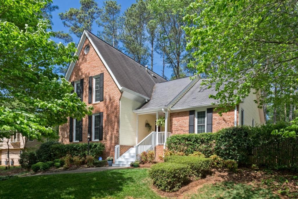 4807 Woodspring Drive, Marietta, GA 30066 — most recent listing photo