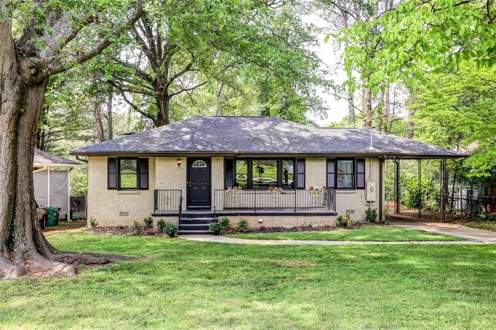 3 bedroom, 1,538 sq ft single family residence sold at 957 Shadowridge Drive, Atlanta, GA 30316