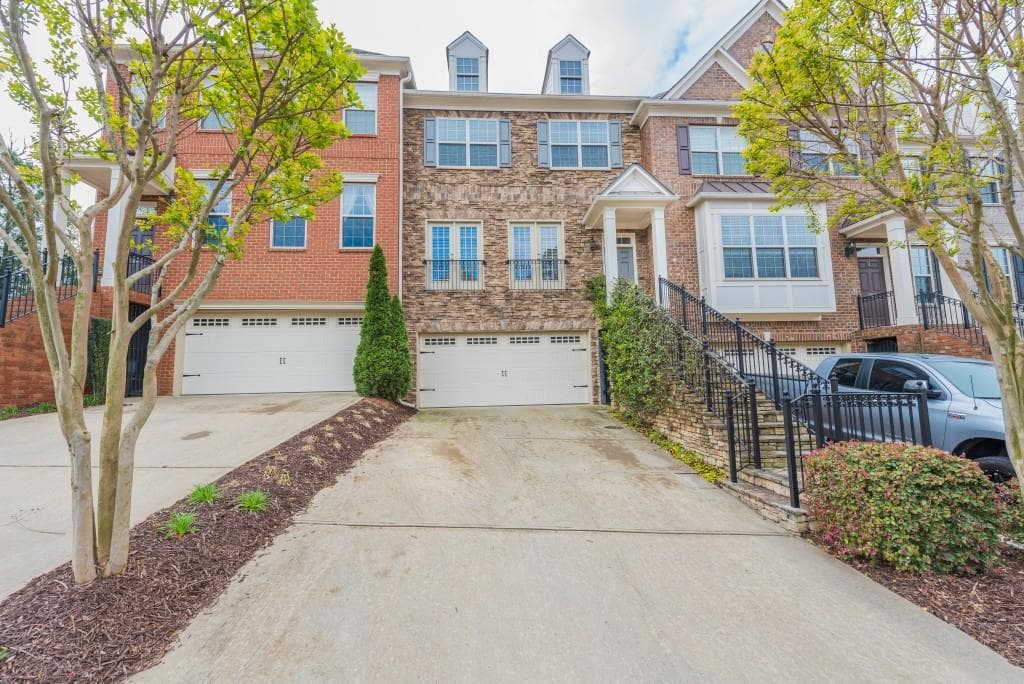 2014 Manchester Way 2014, Roswell, GA 30075 — most recent listing photo
