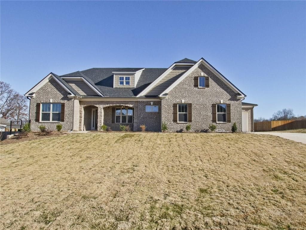 8330 Post Oak Lane, Gainesville, GA 30506 — most recent listing photo
