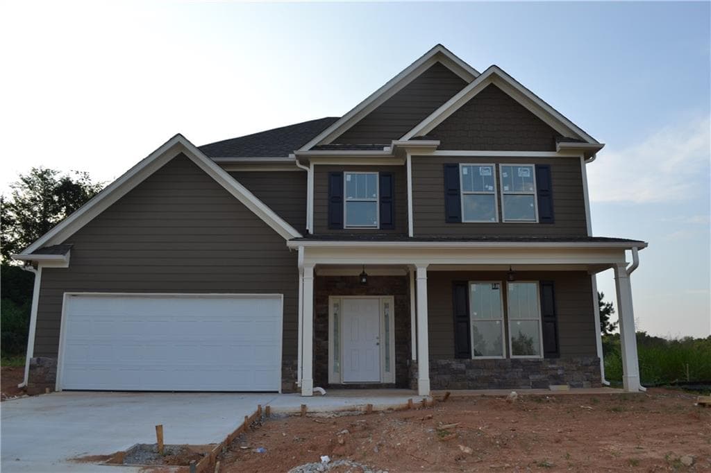 4 bedroom, 2,400 sq ft single family residence sold at 225 Brooks Village Drive, Pendergrass, GA 30567