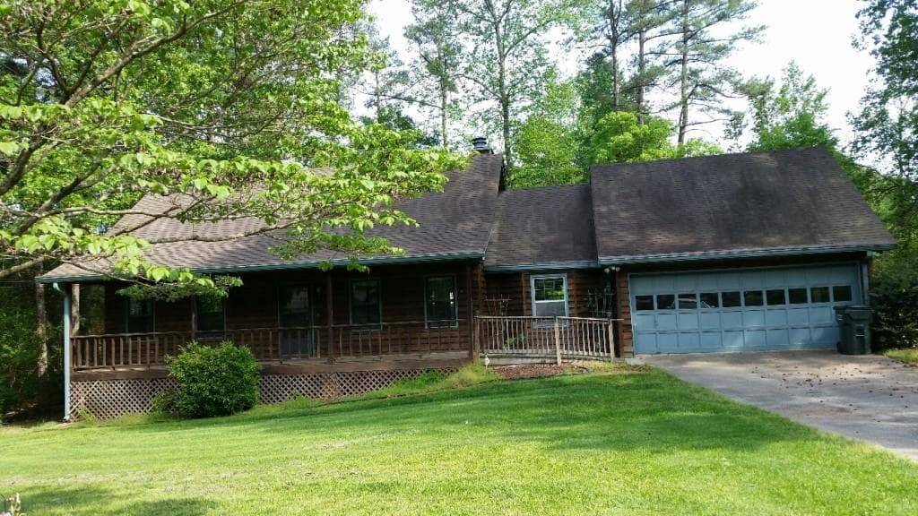 3136 VILLAGE GLEN Trail, Snellville, GA 30039 — most recent listing photo