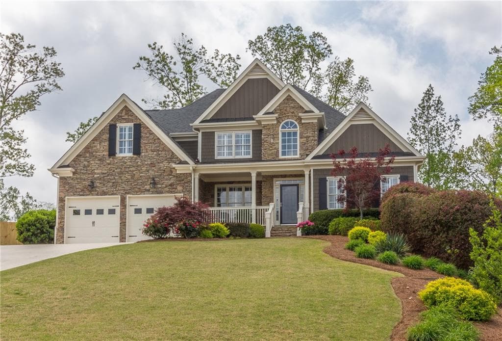 4 bedroom, 4,376 sq ft single family residence sold at 1978 Hedge Brooke Trail, Acworth, GA 30101