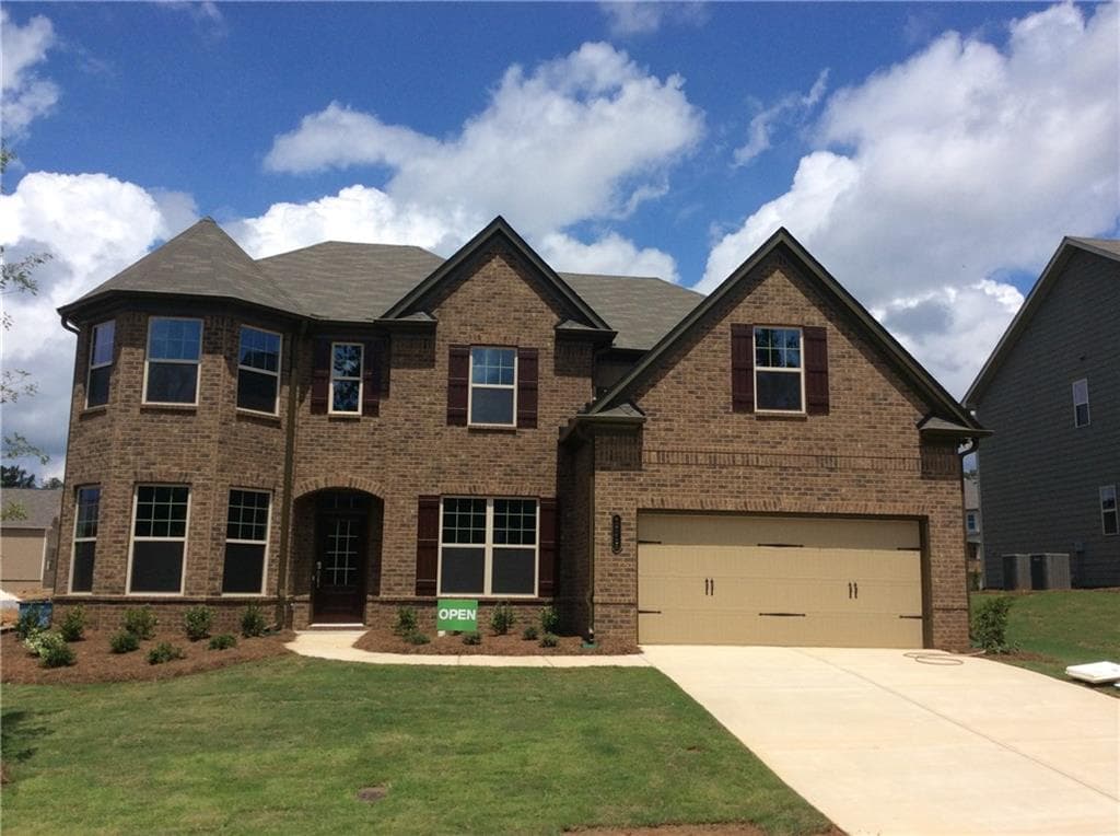 5 bedroom, 3,320 sq ft single family residence sold at 1005 Ravena Court, Alpharetta, GA 30004